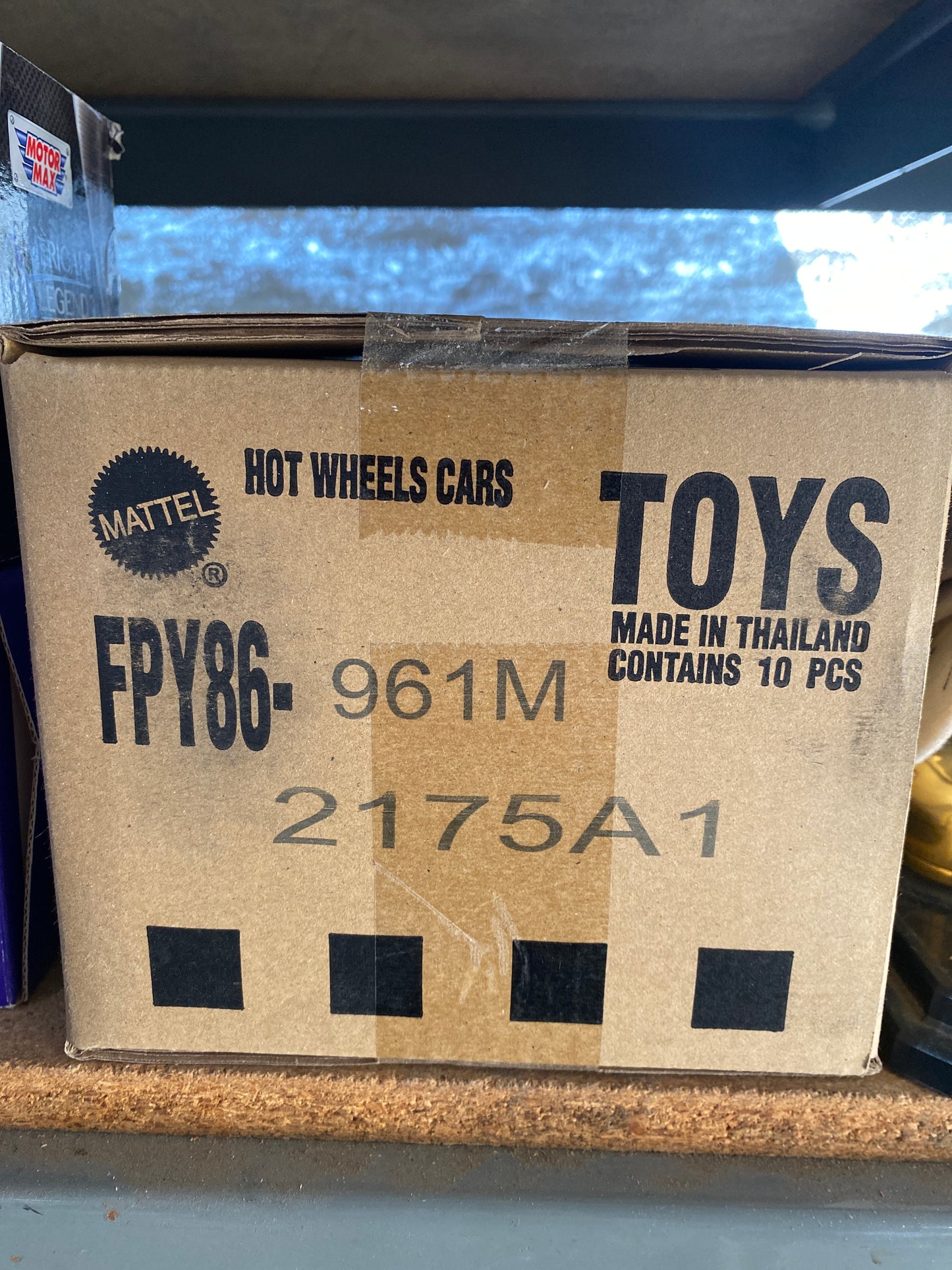 Hot Wheels Ronin run sealed case