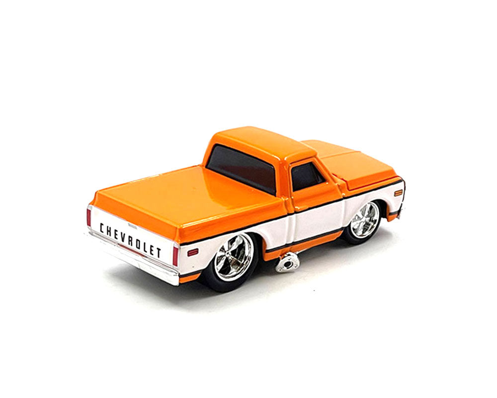 Muscle Machines 1:64 1972 Chevrolet C-10 Pick Up Limited Edition – White with Orange – Mijo Exclusives