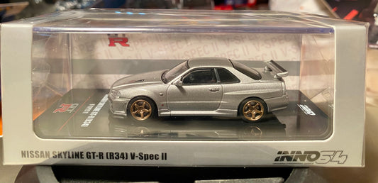 INNO 64 NISSAN SKYLINE GT-R (R34) V-SPEC ll SILVER DIECAST REPLICA